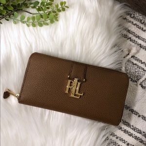 LAUREN Ralph Lauren Carrington Zip Wallet Brown